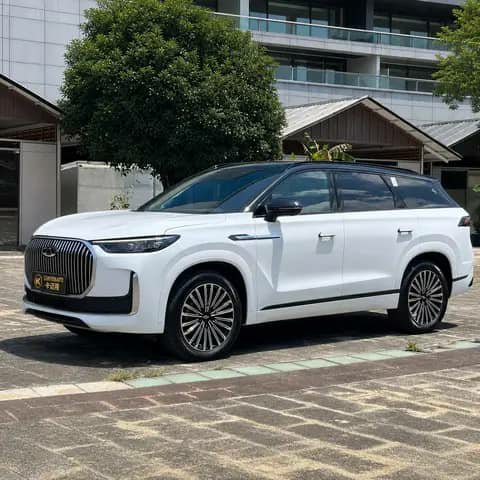 White Voyah SUV parked outdoors